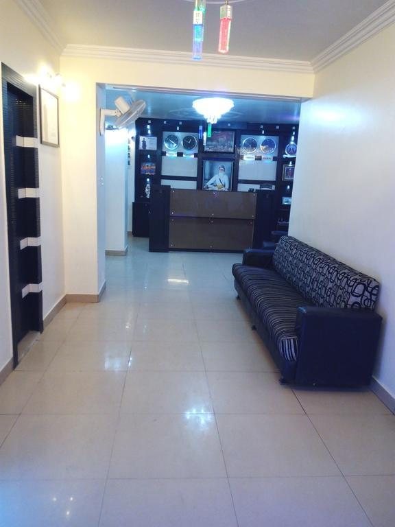 Hotel New Mg Residency Amritsar Exteriör bild