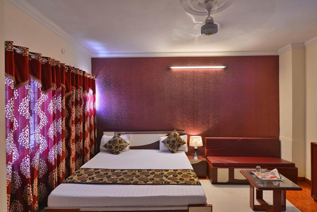 Hotel New Mg Residency Amritsar Exteriör bild